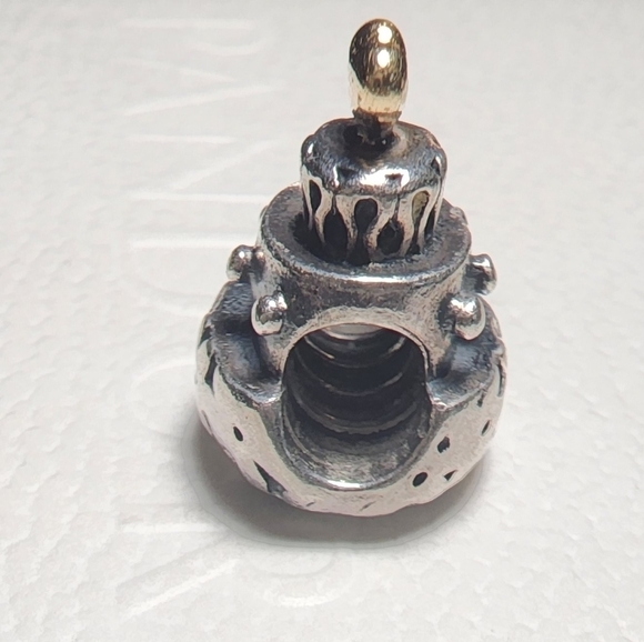Pandora Two Tone Silver Wedding Cake Charm - Picture 2 of 8